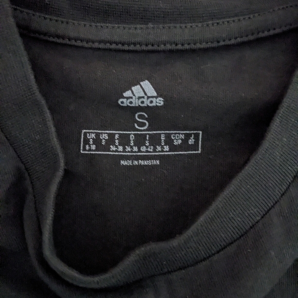 Women's Adidas leggings & t shirt - like new! - Picture 4 of 6